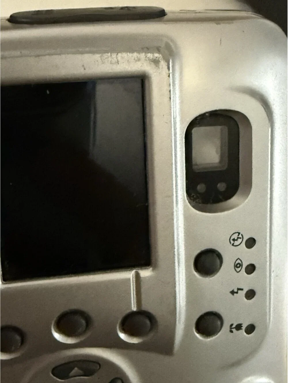 HP PhotoSmart 812, 4.0 MP Compact Digital Camera W/case, 1gb Memory Card , Works